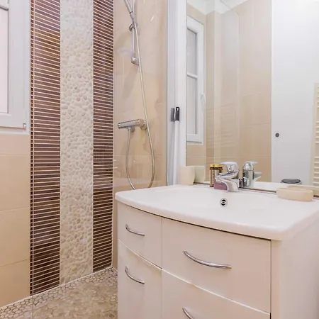 Appt - 1 Bdr 2p Convention 15e Arr Apartamento *